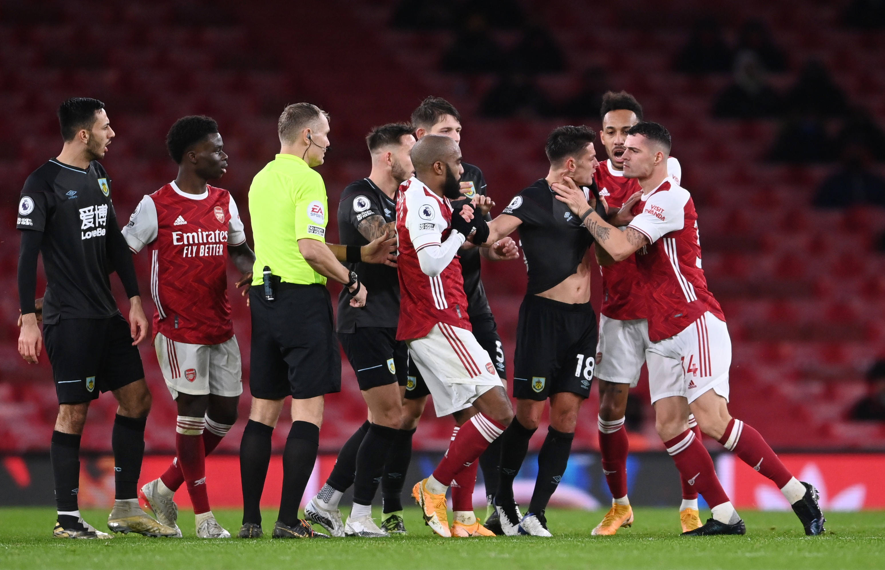 强力内线 强力内线